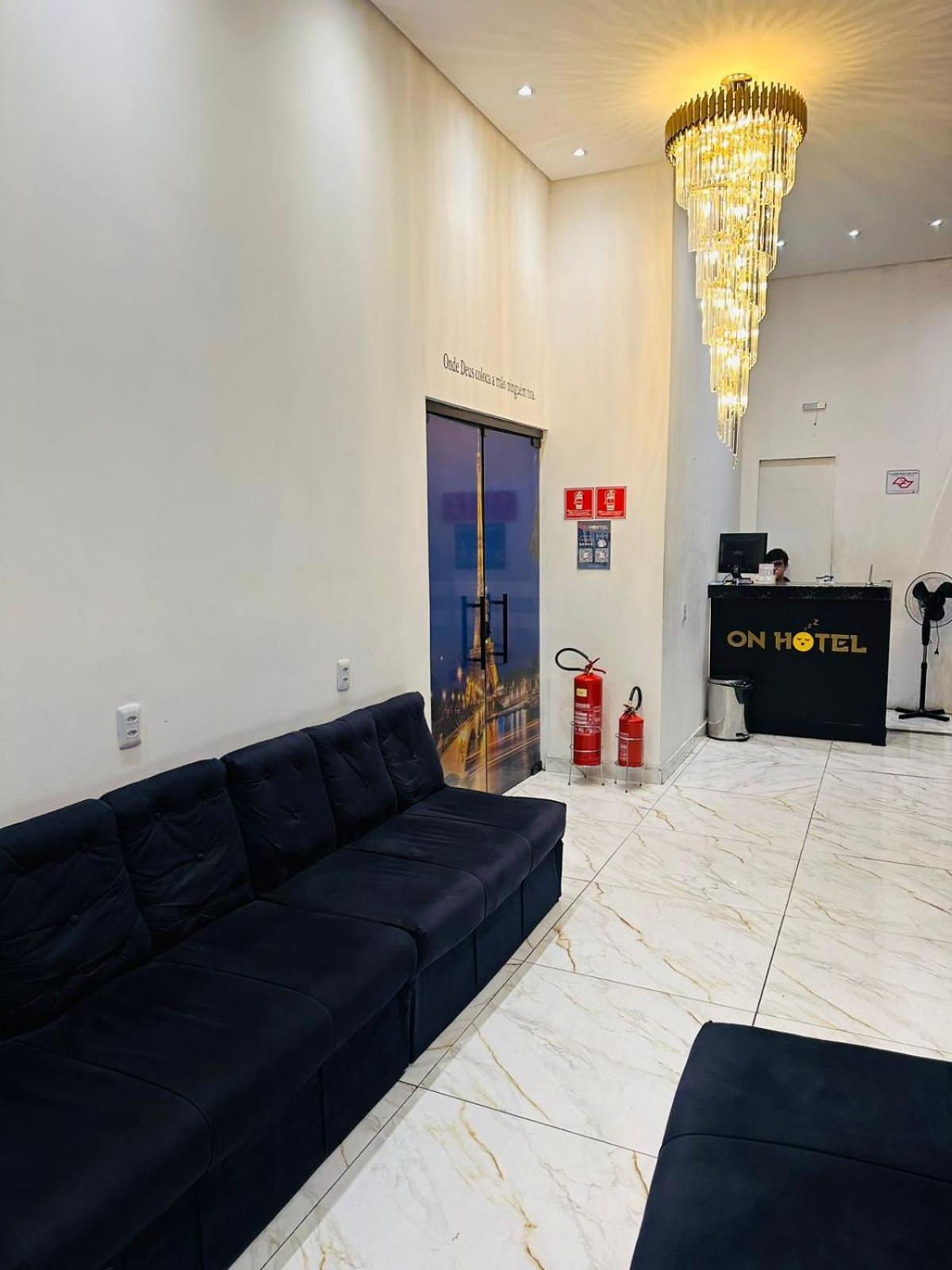 On Park Hotel E Estacionamento Traslado Гуарульос Екстериор снимка